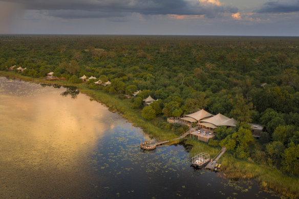 DumaTau: Seated at the edge of the spillway in Zbadanja Lagoon, the camp straddles ancient elephant corridors.