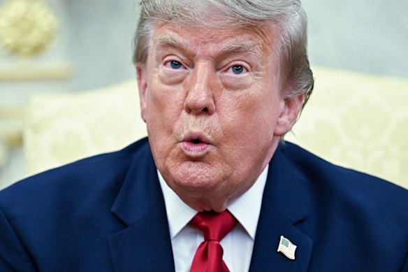 Martedì il presidente degli Stati Uniti Donald Trump nello Studio Ovale.