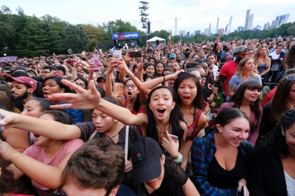Fans enjoy the Shawn Mendes performance at the 2018 Global Citizens Festival in Central Park.