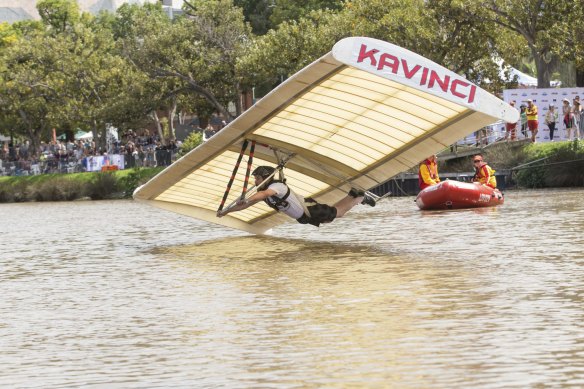 Michael Paul flying Kavinci Flyer MKII in the 2020 Birdman Rally. He holds the record for the longest flight.