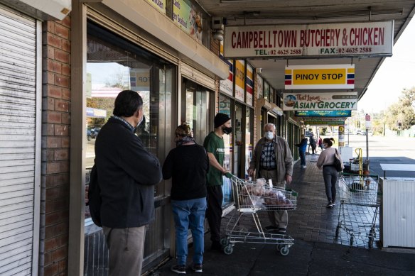 Residents in western Sydney suburbs such as Campbelltown suffered high unemployment rates after emerging from COVID-19 lockdowns. 