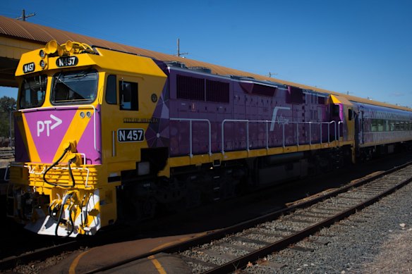 'It's a savage line': V/Line driver's pain sparks quest to protect ...