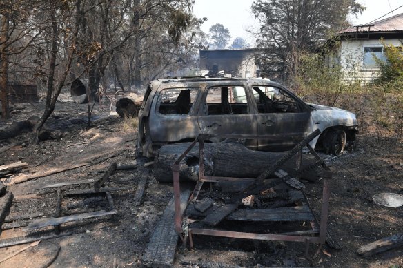 The huge bushfire damaged homes on the Bells Line of Road in the Blue Mountains.