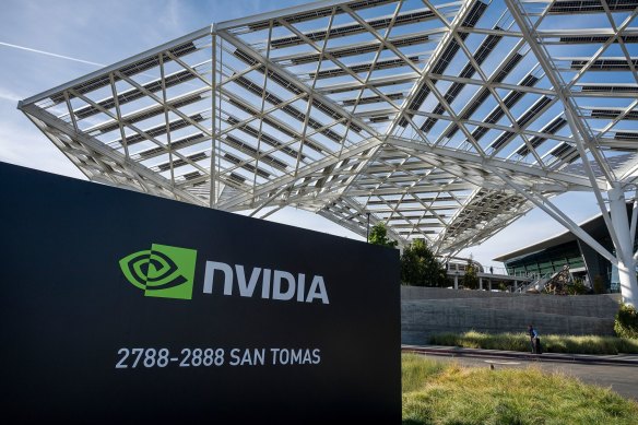 Os estoques de tecnologia caíram em Wall Street na segunda -feira, liderados pela Ai Darling Nvidia. 