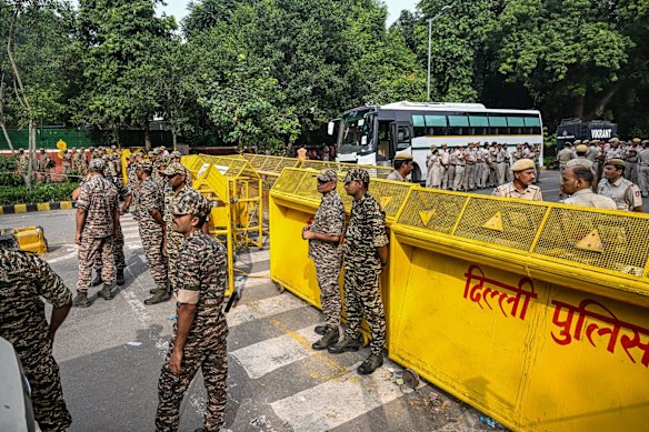 Police cancelled several trains, closed dozens of metro stations and filled the centre of the capital with yellow barricades.