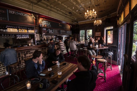 The Old Fitzroy Hotel in Woolloomooloo, affectionately known as ‘the Old Fitz’, is once again full of life. The popular hotel has enjoyed a cult following since its inception in 1997 which was put on hold during the lockdown.