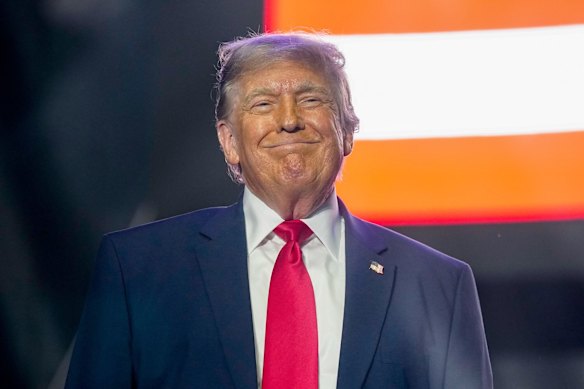 Il presidente degli Stati Uniti Donald Trump ha chiesto che gli alleati della NATO spendano il 3,5% della loro produzione economica nella difesa entro il 2035.