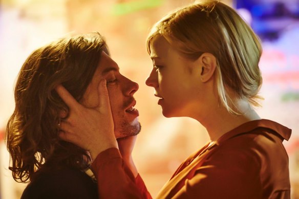 Benedict Samuel and Sarah Snook in The Beautiful Lie.