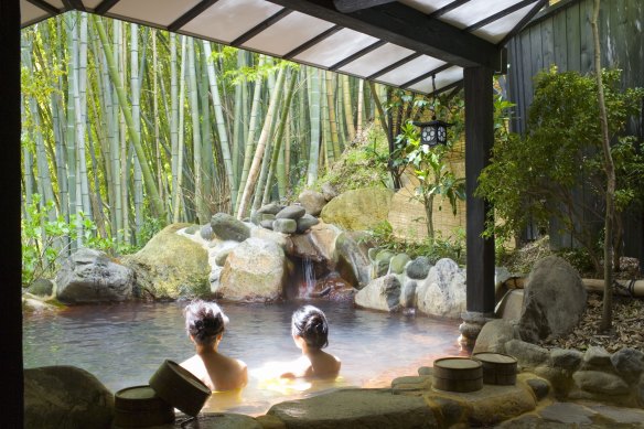Most of Japan’s geothermal energy reserves lie near one of the country’s more than 3000 hot springs or onsens.