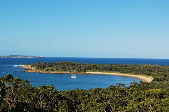 Long beach walks… Jibbon Beach, Bundeena.
