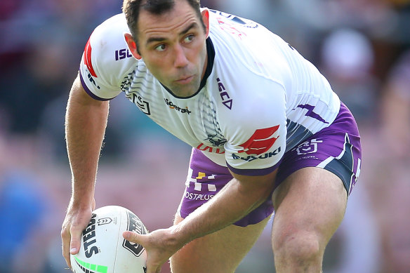 Melbourne skipper Cameron Smith wants the NRL season suspended.