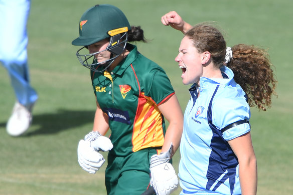 Teen NSW all-rounder Hannah Darlington (right) did not know about her Indigenous heritage until she was in high school.