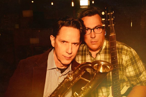 They Might Be Giants gave fans a lengthy show - and no Genesis.