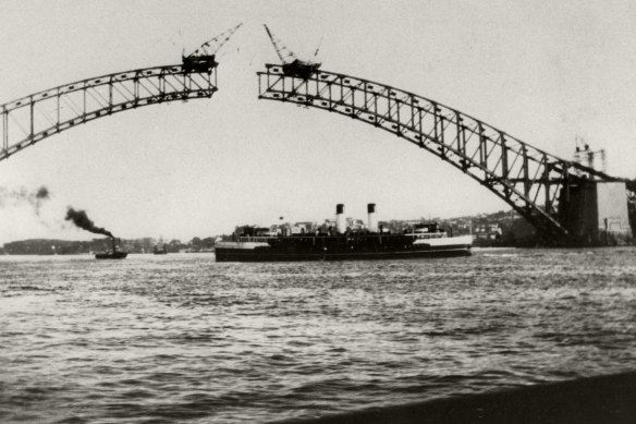 The Sydney Harbour Bridge under construction in 1930.
