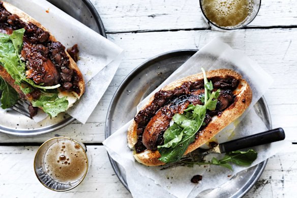 Adam Liaw’s perfect barbecued sausage is one for the bougie banger crowd.