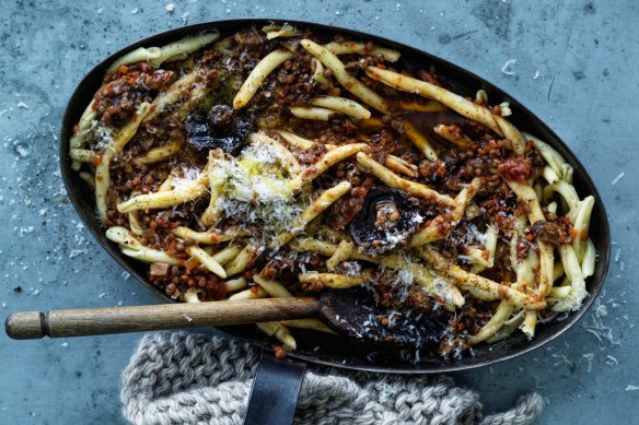 Jill Dupleix's mushroom and lentil bolognese recipe.