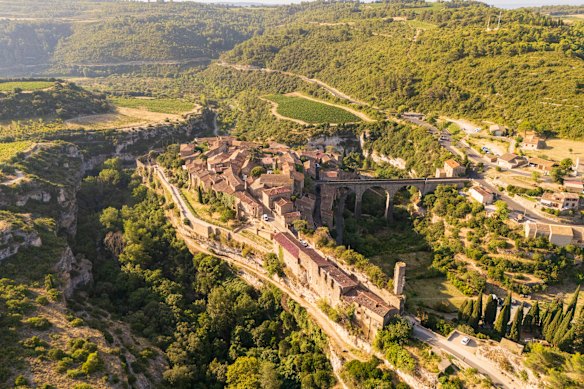 The village of Minerve grows directly out of a rocky promontory.
