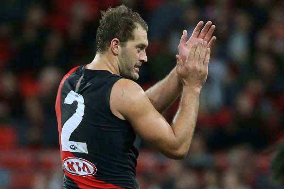 Tom Bellchambers has had knee surgery.