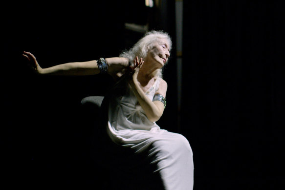 Eileen Kramer in a dance project in 2017.