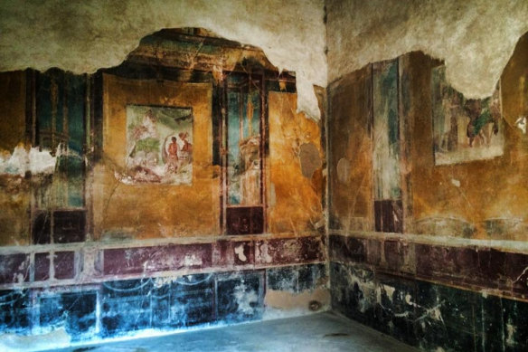 Wall paintings in a Roman villa in Pompeii, Naples, Italy.
