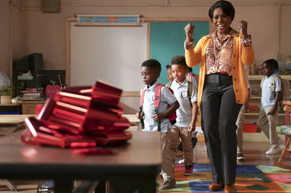 Sheryl Lee Ralph in <i>Abbott Elementary</i>: witty mockumentary. 