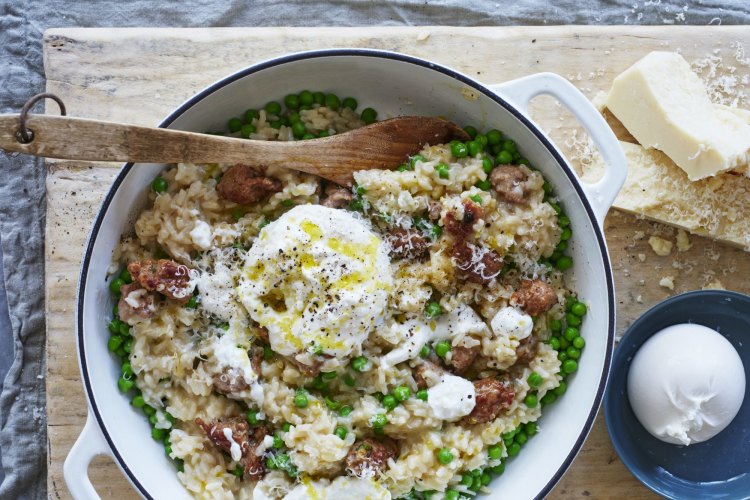 ***EMBARGOED FOR GOOD WEEKEND, JULY 30/22 ISSUE***
Karen Martini recipe:Risotto with pork and fennel sausage, peas and burrata
Photograph byÂ WilliamÂ Meppem (photographer on contract, no restrictions)