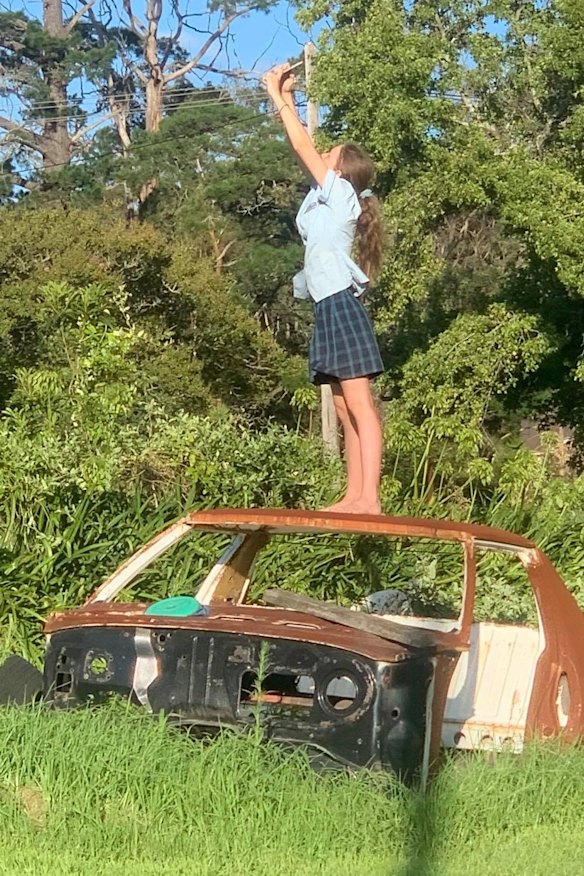 A local in Arcadia trying to get reception.