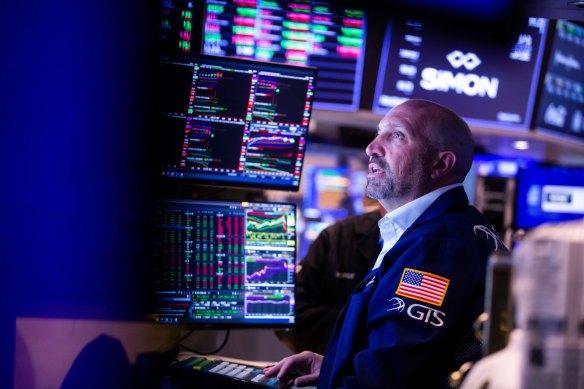 Wall Street reacted badly to the US economy’s good news, with share prices falling across the board and bond yields rising.