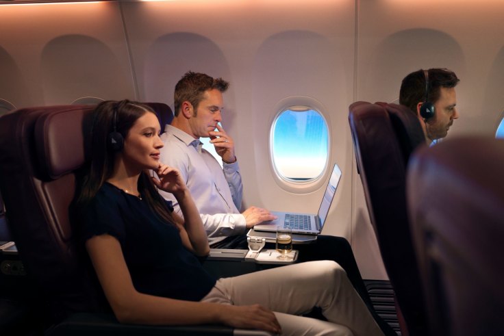 Airline review Qantas Boeing 737 800 Business Class Melbourne