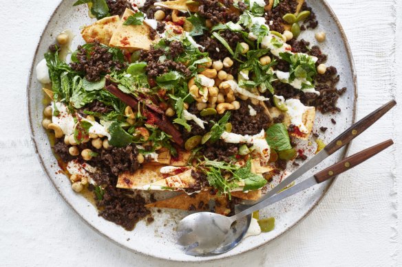 Adam Liaw's beef, chickpea and cashew fatteh