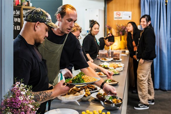 Dahl Daddy’s teamed up with Special Delivery at the Doubleview Bowls Club in 2025.