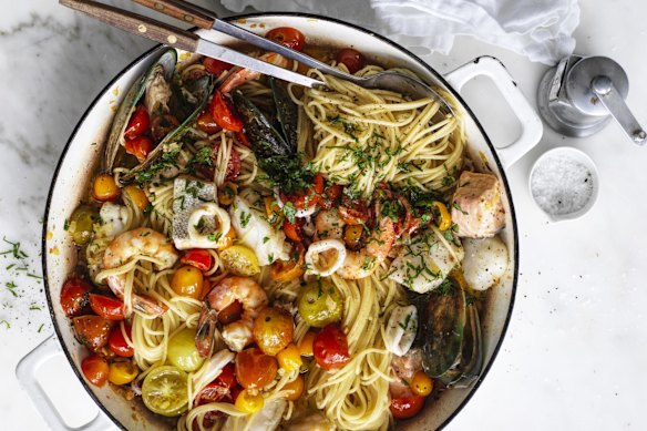 Tomato spaghetti marinara.