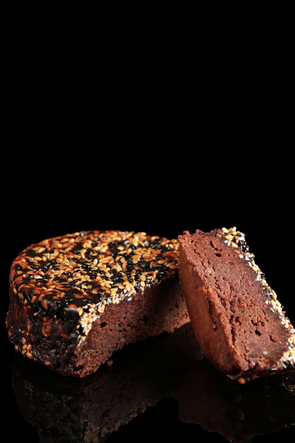 Chocolate brownie.