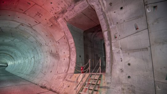 A cross-passage on the Metro City and Southwest rail line.