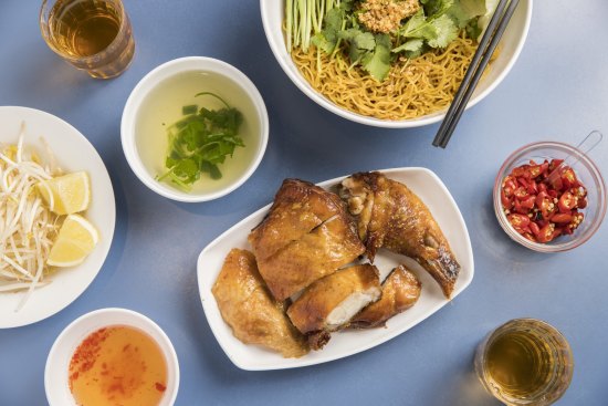 Crispy chicken with dry egg noodles.