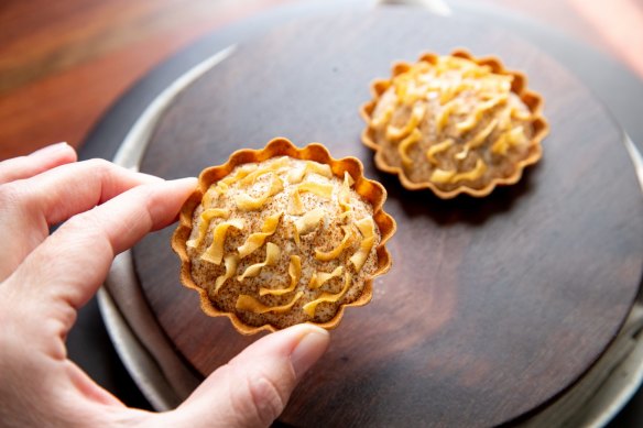 Sixpenny’s Jerusalem artichoke tart with black truffle.