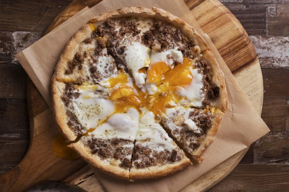Awarma and egg pizza.
