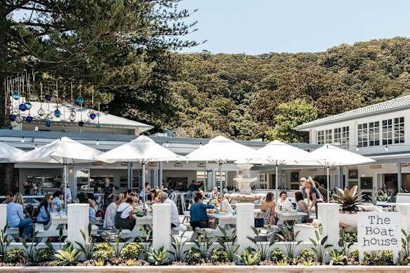 The Boathouse at Patonga do a great egg and bacon roll.