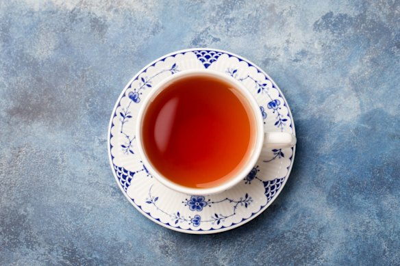 The study found that those who drank least one cup of caffeinated tea daily had about 15 per cent less dementia risk.