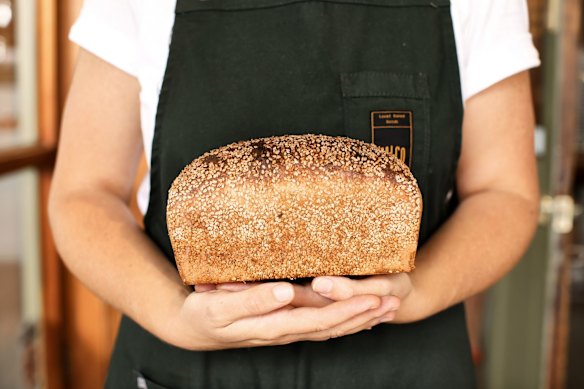 Falco uses organic local flours in its breads, cakes and viennoiseries.