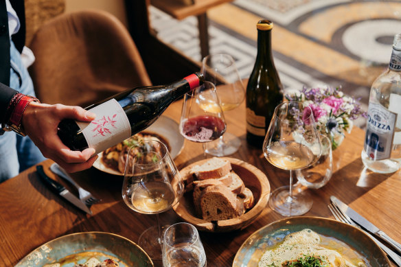 The small restaurant behind Le Comptoir des Caves in Paris.