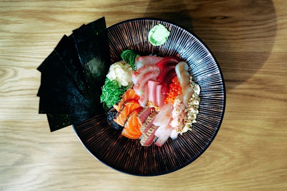Uminono serves its chirashi with a few French flourishes, including roasted cashews.