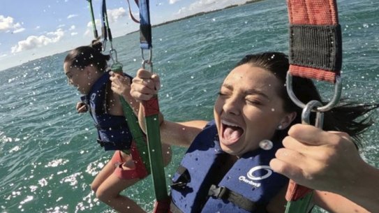 Karly Fisher and Bri Auty fly high in Florida on Travel Guides.