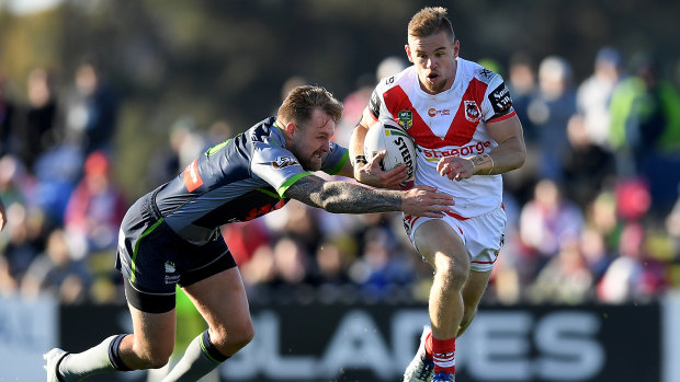 Scintillating: Dufty dazzled with some individual brilliance for the Dragons.