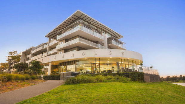 A waterfront restaurant on the Maribyrnong River traded for $2.4 million.