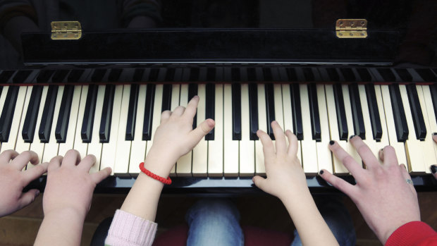 The more fingers the better for piano playing.