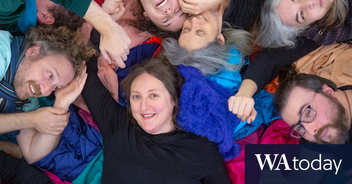 After 22 years, trailblazing founder of Rawcus calls time - Vimarsana News