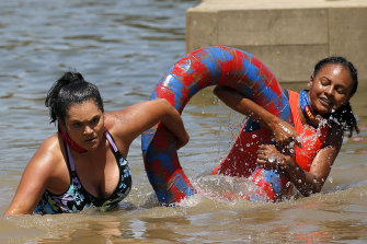 Mother and daughter Sandra Diaz and Nina Twine in this year’s Australian Survivor.
