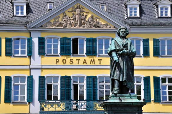 Beethoven monument on Muensterplatz plaza, in Bonn, Germany.