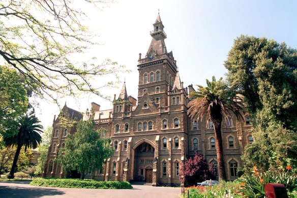 Where is this grand building located?